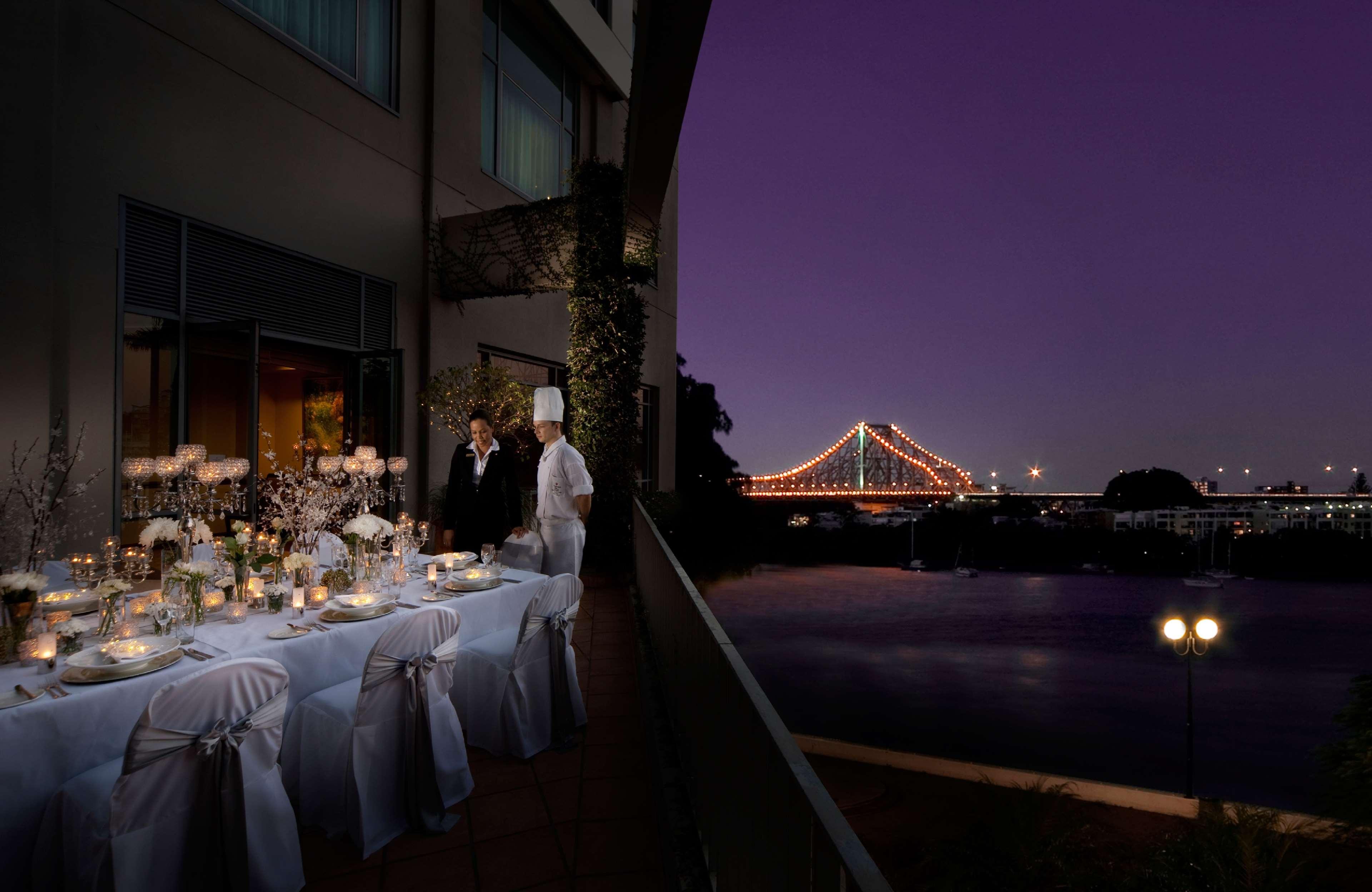 Hotel Stamford Plaza Brisbane Exterior foto The River Terrace