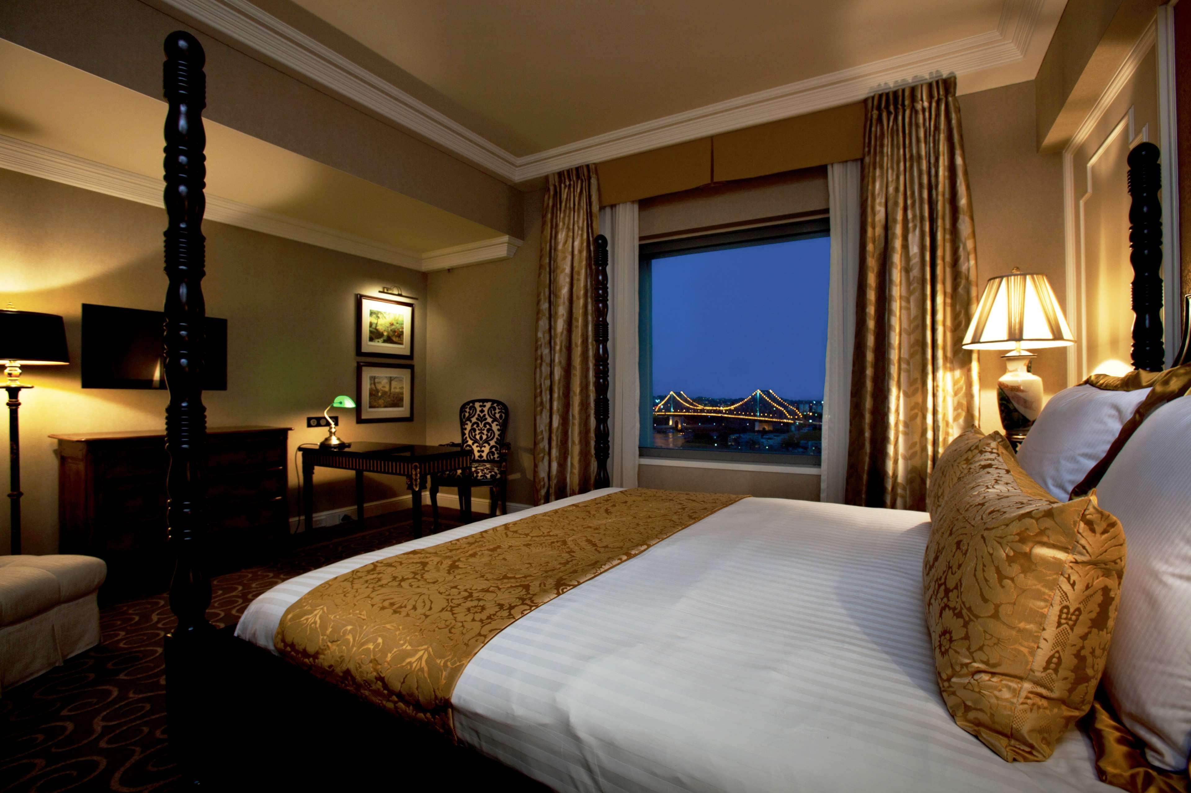 Hotel Stamford Plaza Brisbane Exterior foto A room at the Taj Mahal Palace