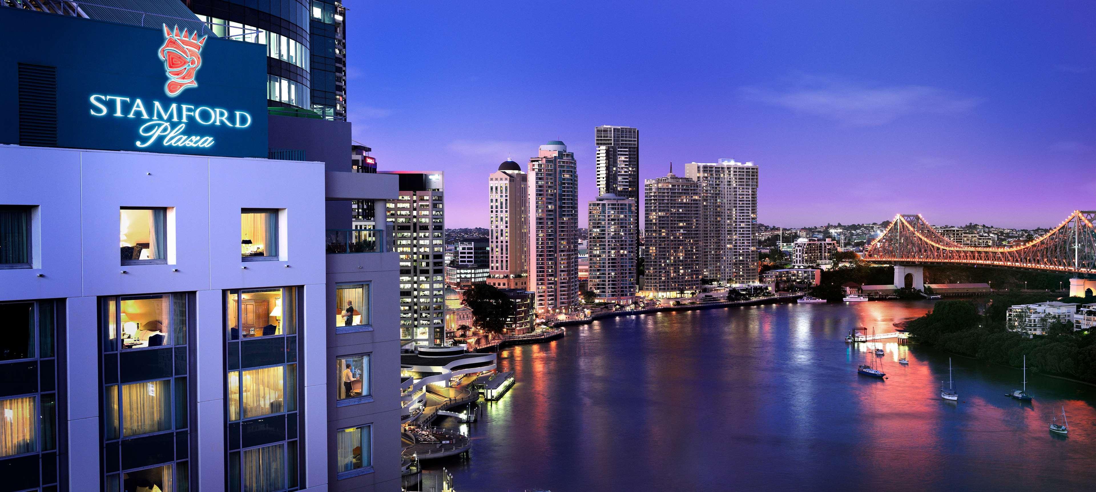 Hotel Stamford Plaza Brisbane Exterior foto View of the Brisbane River from the Emporio apartments