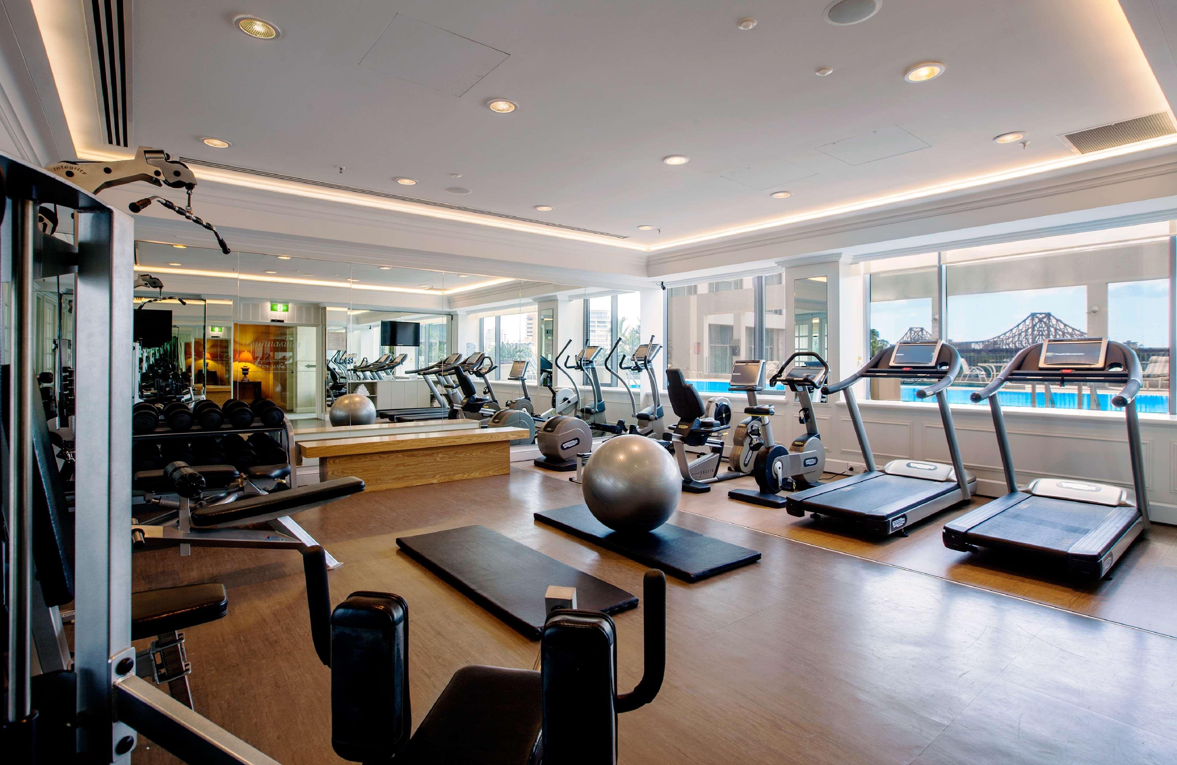 Hotel Stamford Plaza Brisbane Exterior foto The gym at the Mandarin Oriental, London