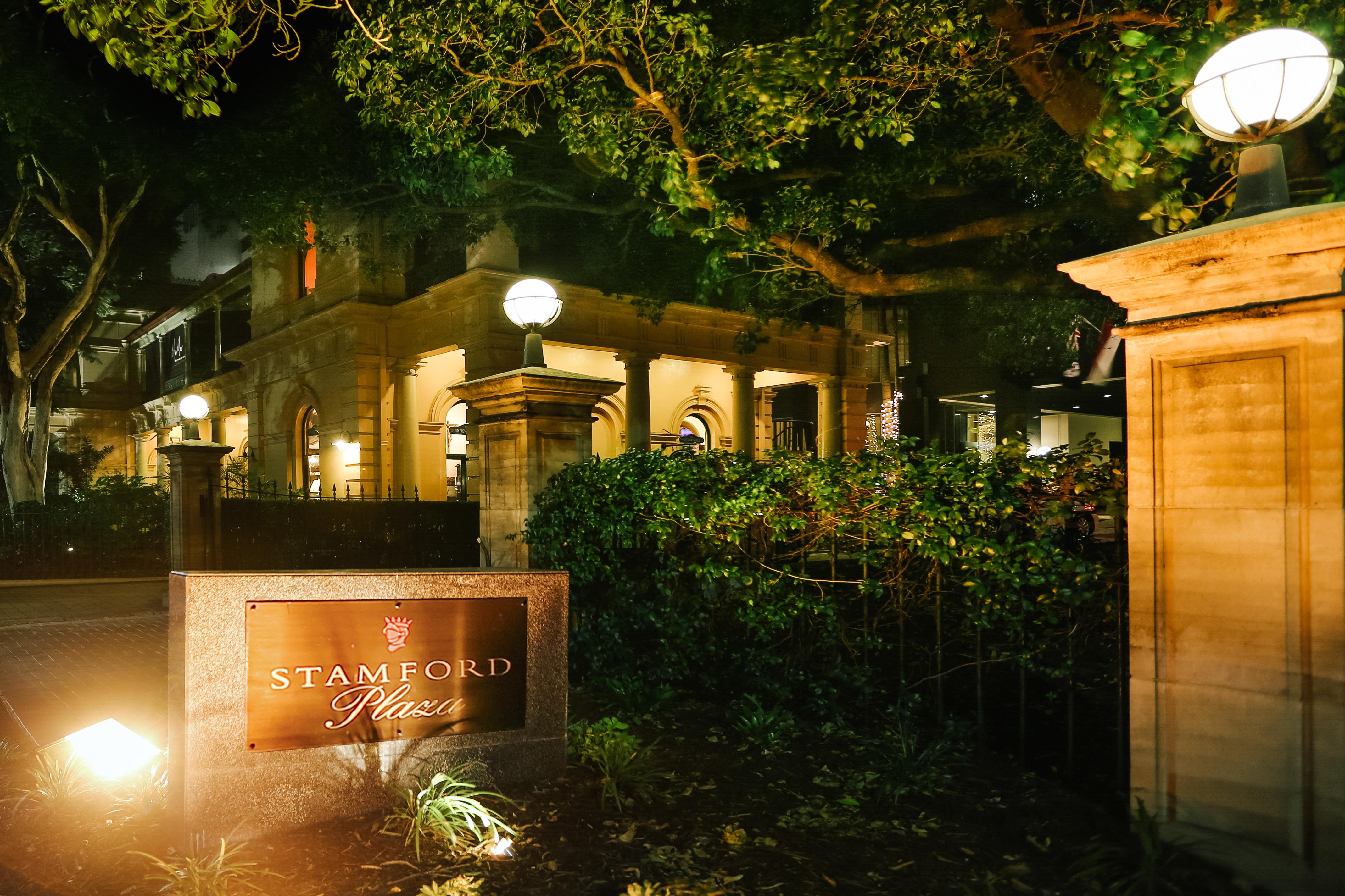 Hotel Stamford Plaza Brisbane Exterior foto The entrance to the hotel