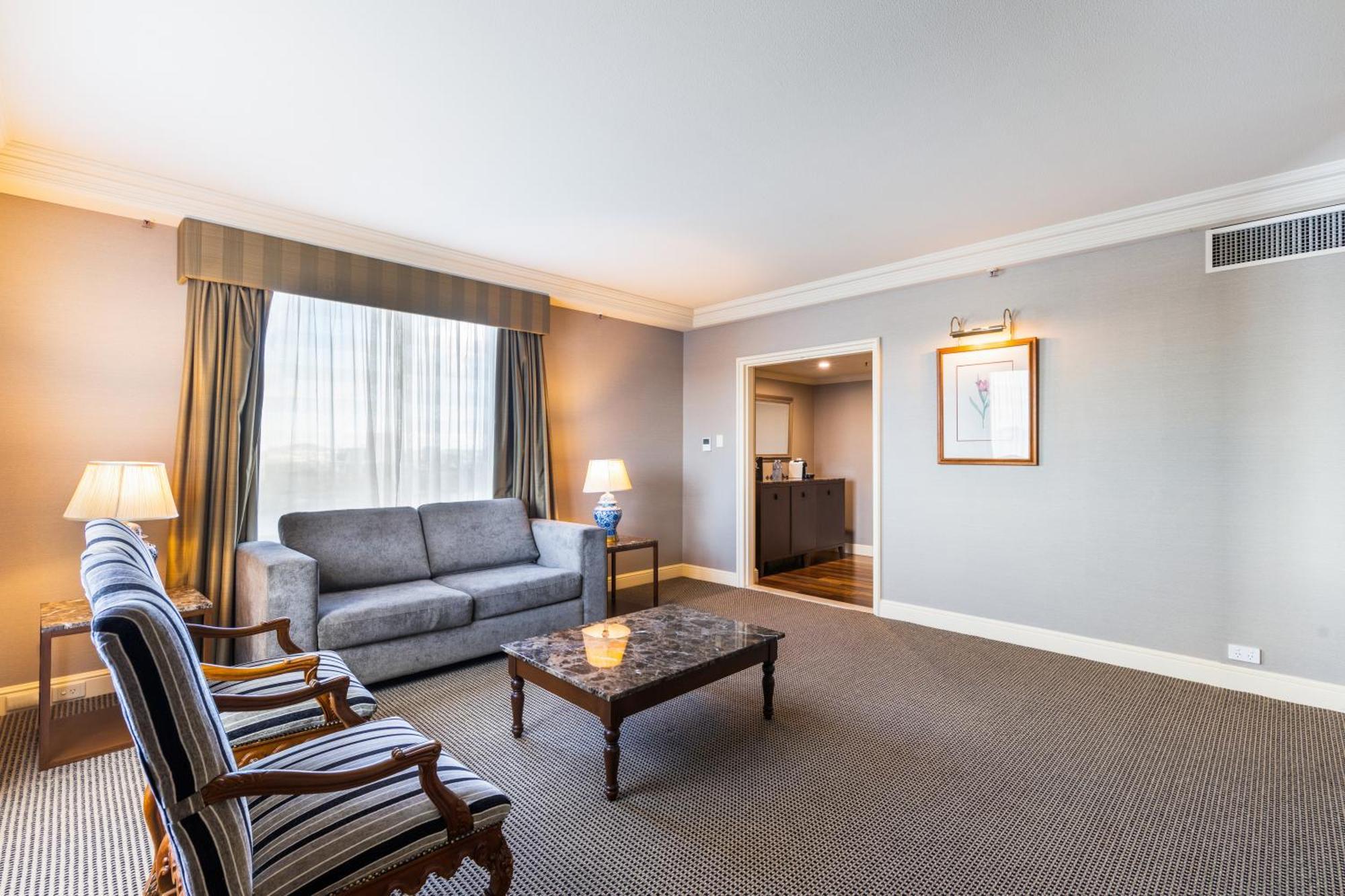 Hotel Stamford Plaza Brisbane Exterior foto A living room at the hotel