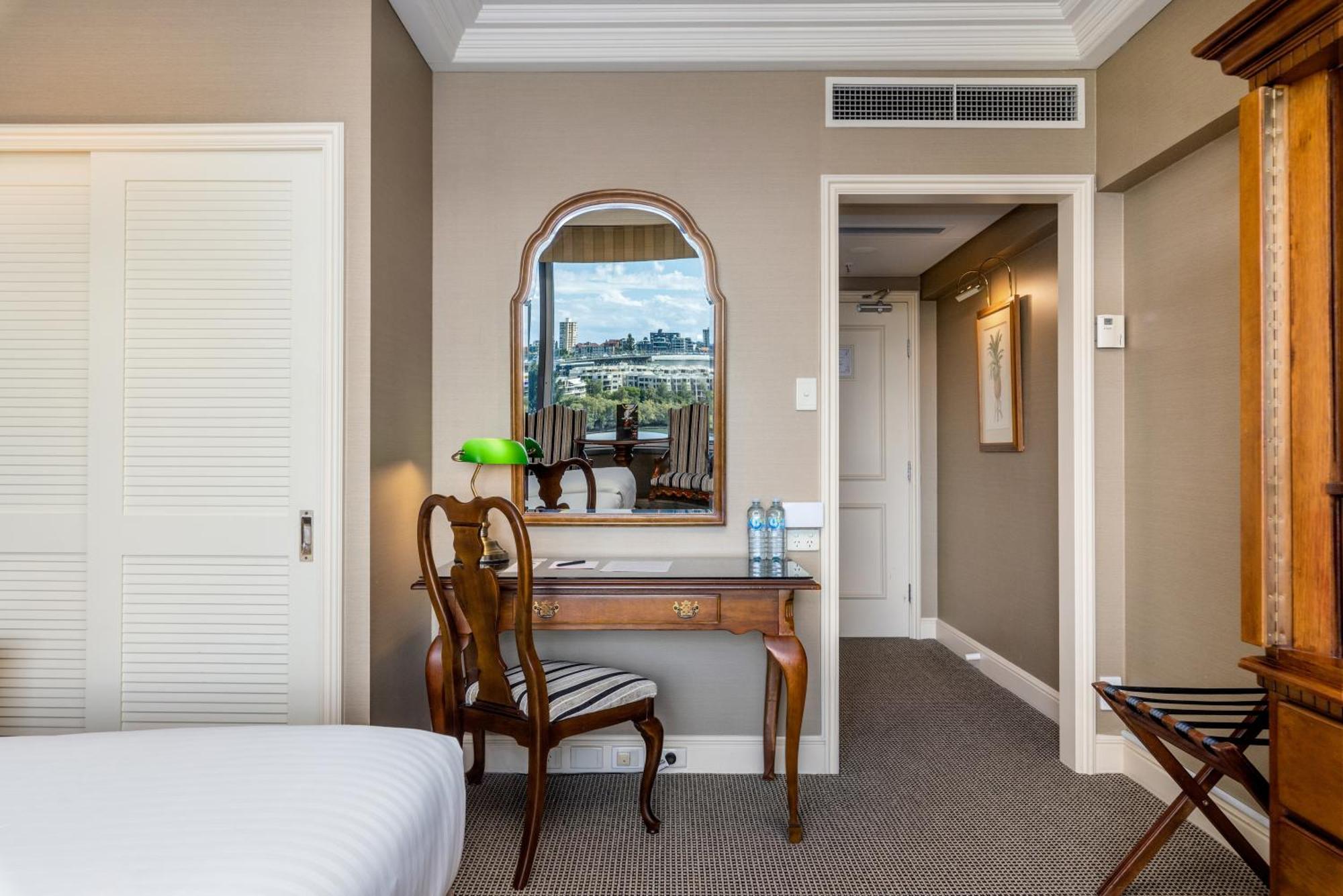 Hotel Stamford Plaza Brisbane Exterior foto A room at the hotel